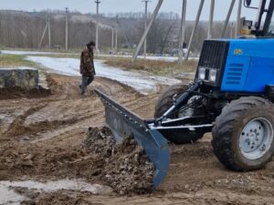 Механічний відвал на трактор МТЗ, ЮМЗ
